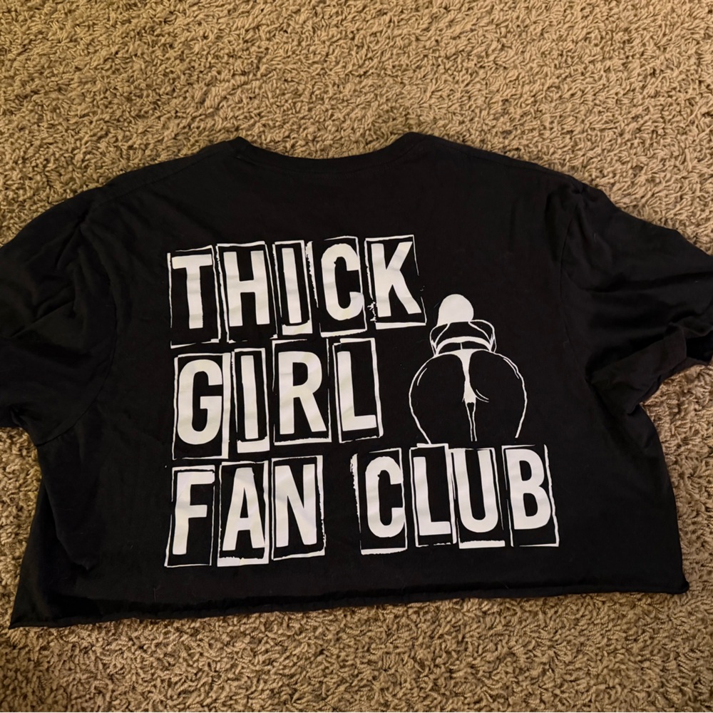 Black Graphic Crop Top